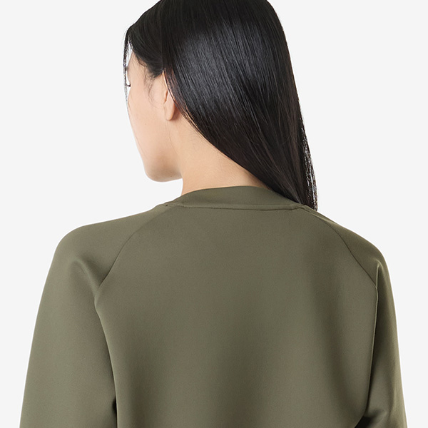 아식스 공식 온라인스토어,우먼즈 나기노 리파인드 텍스쳐 스웻 탑