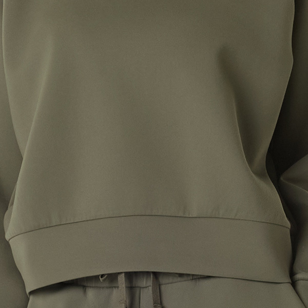 아식스 공식 온라인스토어,우먼즈 나기노 리파인드 텍스쳐 스웻 탑