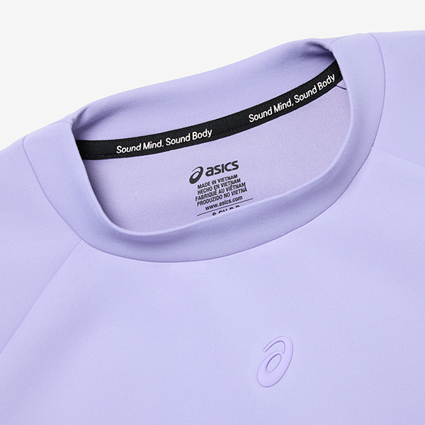 아식스 공식 온라인스토어,우먼즈 나기노 리파인드 텍스쳐 스웻 탑