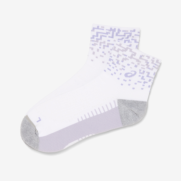 퍼포먼스 런 쿼터 삭스